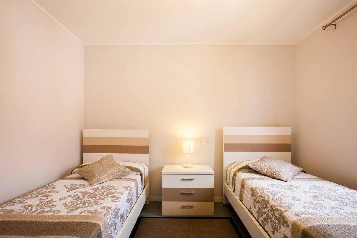 2 Bedroom Apartment For 4 People In Tenerife Адехе Экстерьер фото