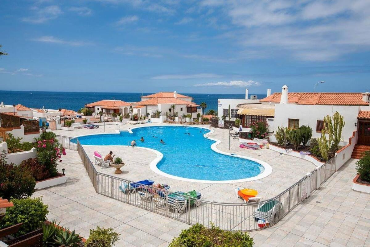 2 Bedroom Apartment For 4 People In Tenerife Адехе Экстерьер фото